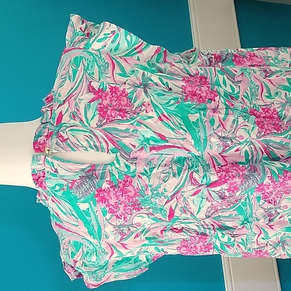 Tropical Embroidered Top - Picture 2 of 3